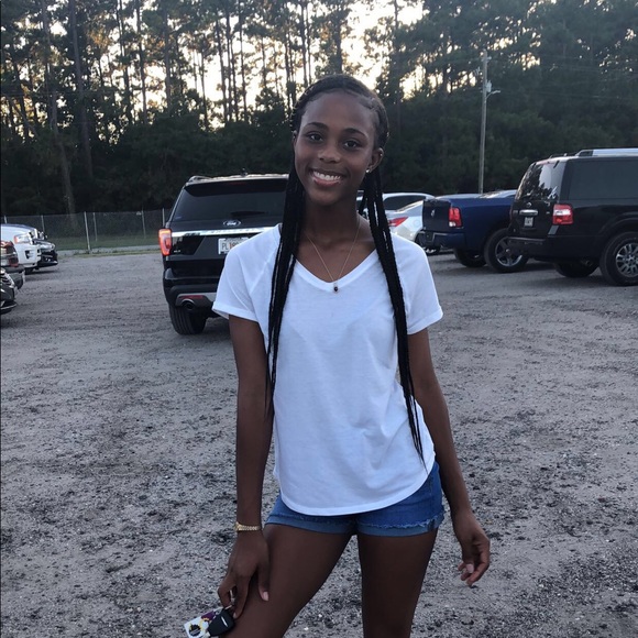 Meet your Posher, Jaleah - Picture 1 of 1